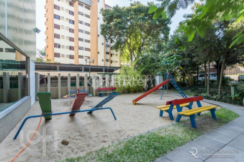 Image 82 - 285044