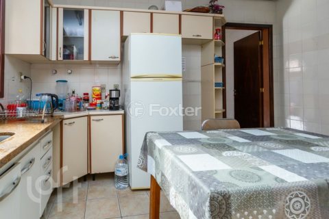 Image 32 - 285244