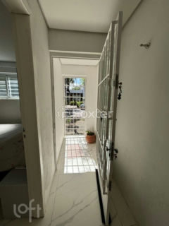 Image 31 - 285383