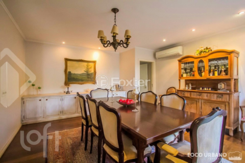 Image 31 - 285704