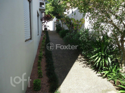 Image 33 - 285885