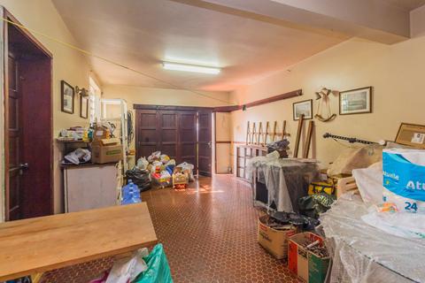 Image 38 - 288027
