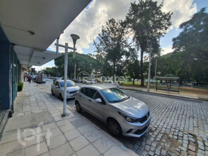 Image 15 - 288033