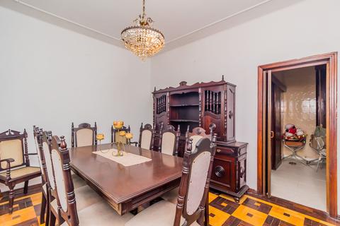 Image 38 - 293630