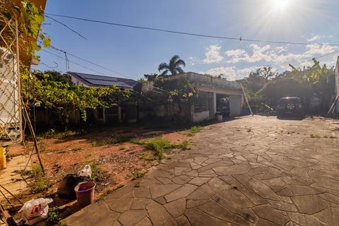 Image 23 - 293637