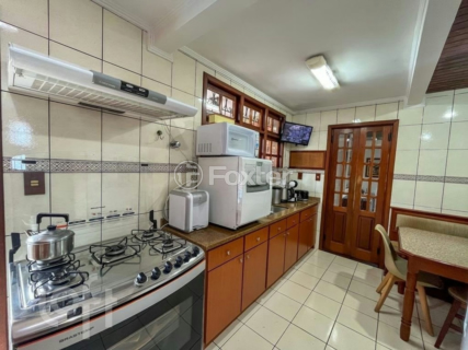 Image 17 - 294446