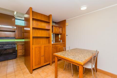 Image 35 - 294883