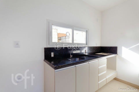 Image 3 - 295002