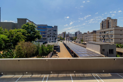 Image 6 - 295561