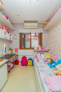 Image 17 - 295665
