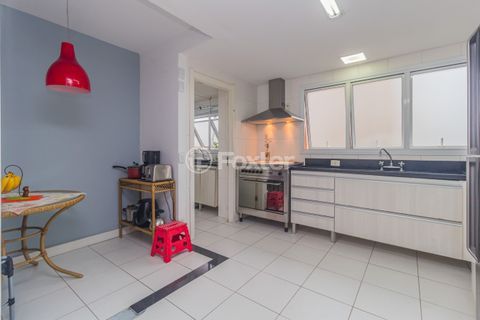 Image 32 - 295797