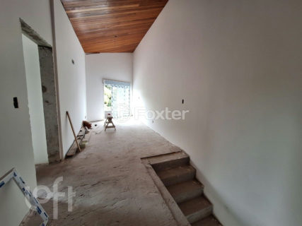 Image 6 - 296312