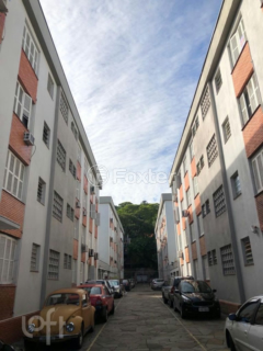Image 2 - 296339