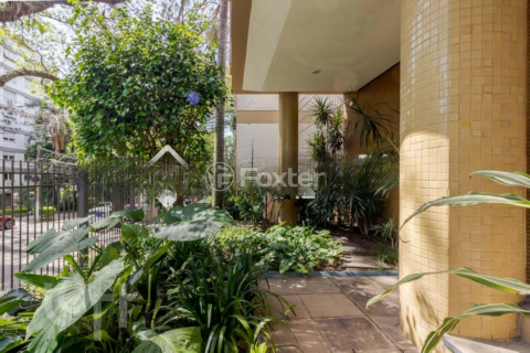 Image 31 - 297421