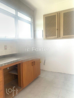 Image 21 - 297833