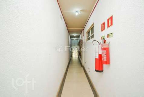 Image 9 - 298000