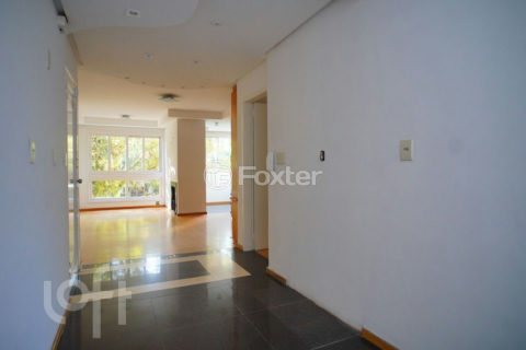 Image 9 - 298013