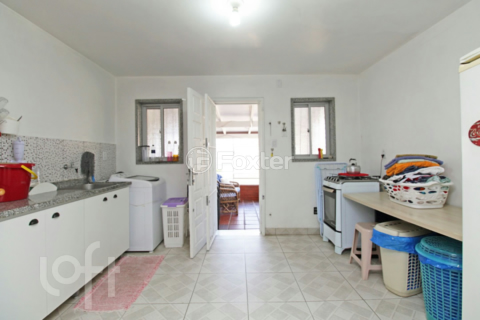 Image 31 - 298019