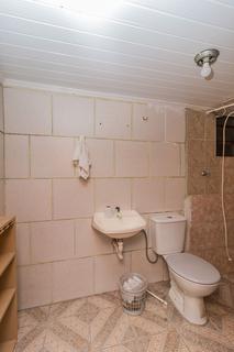 Image 32 - 298582