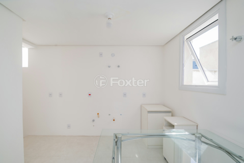 Image 9 - 298679