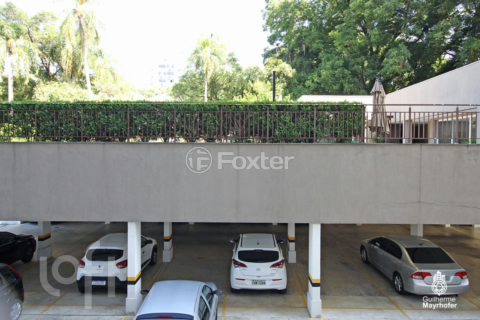 Image 13 - 298746