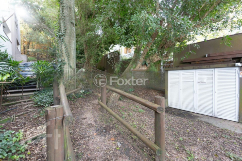 Image 77 - 298747