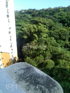 Image 21 - 299360
