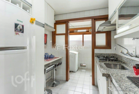 Image 30 - 300010