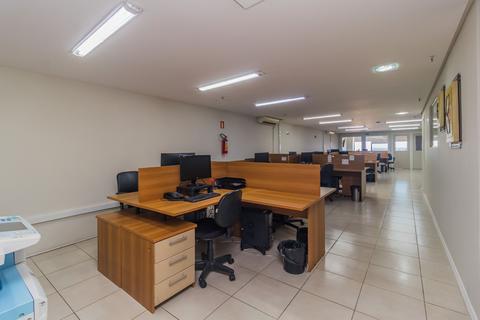 Image 13 - 300148