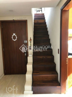Image 11 - 300466