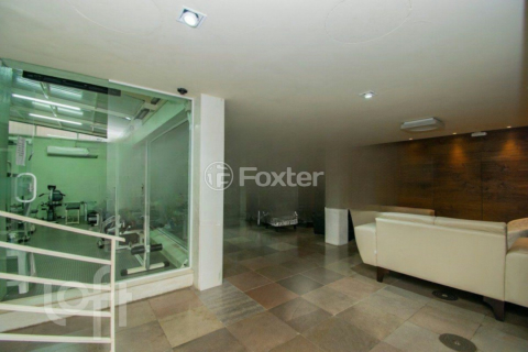 Image 30 - 300855