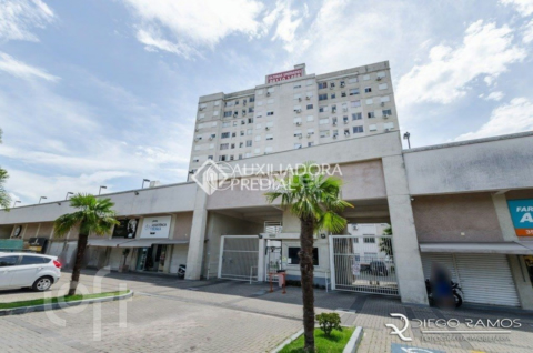 Image 17 - 301578