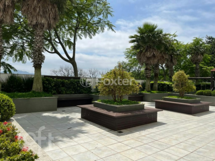 Image 20 - 302026
