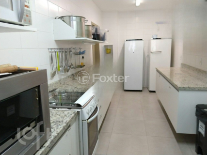Image 26 - 302026