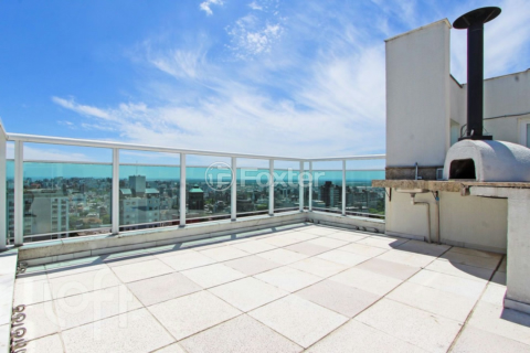 Image 32 - 302051