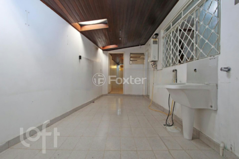 Image 30 - 302122