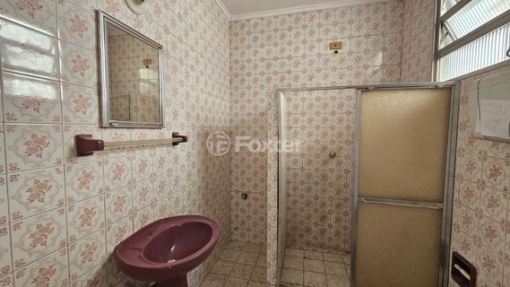 Image 5 - 302157
