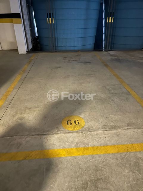 Image 8 - 302194