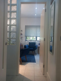 Image 4 - 302268