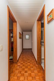 Image 6 - 302519