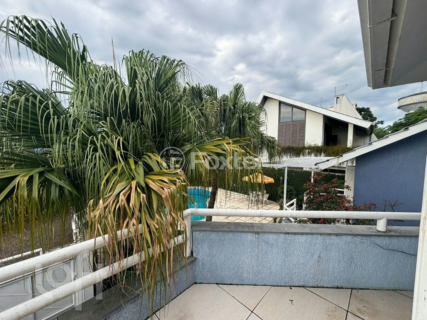 Image 30 - 302523