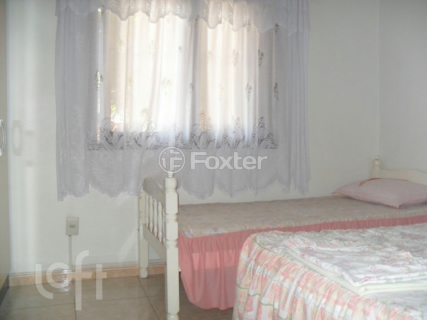 Image 5 - 302605