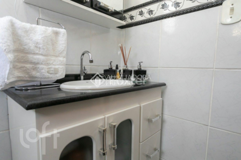 Image 9 - 302776