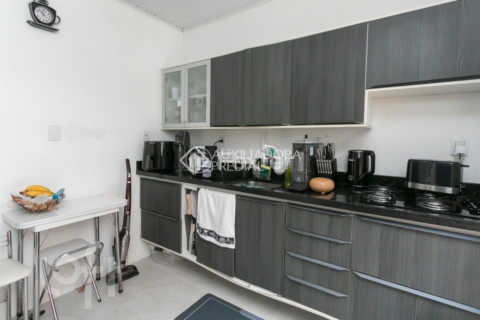 Image 17 - 302776