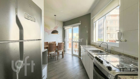 Image 7 - 302829