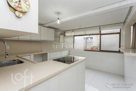 Image 7 - 303120
