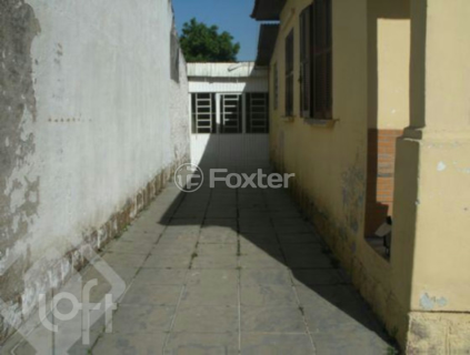 Image 16 - 303300