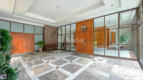 Image 39 - 303324