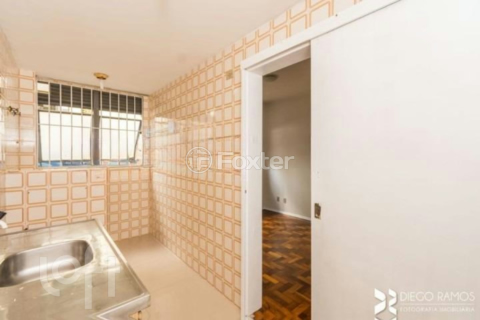 Image 7 - 303448