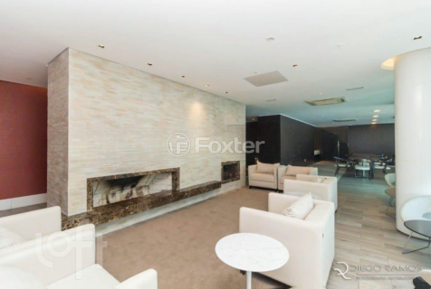 Image 29 - 303639